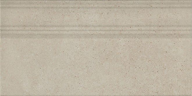 Плинтус Kerama Marazzi Монсеррат бежевый светлый матовый обрезной 20x40 FME012R